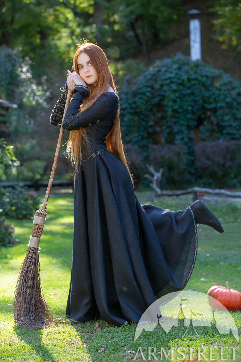 Black Witch Dress “Bloody Thorn”